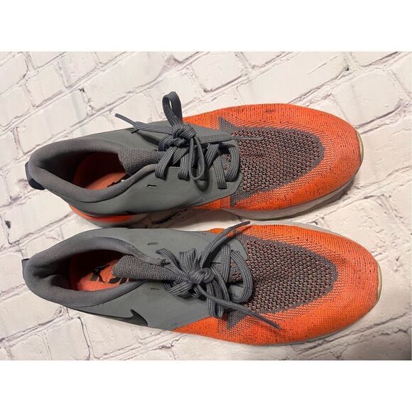 Nike Women's Size 9.5 Odyssey React 2 Sneaker Gray Orange Athletic Running Shoe - Picture 3 of 9
